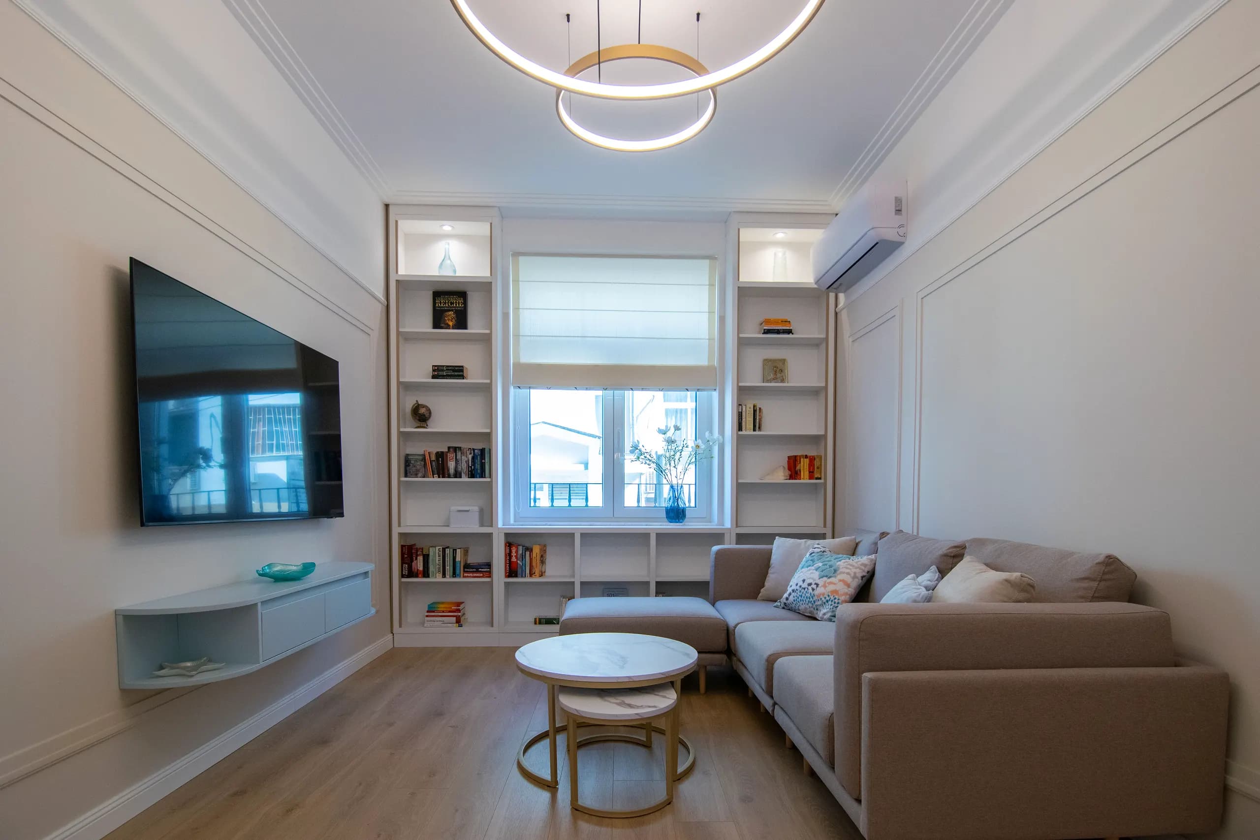 Flamingo livingroom 01