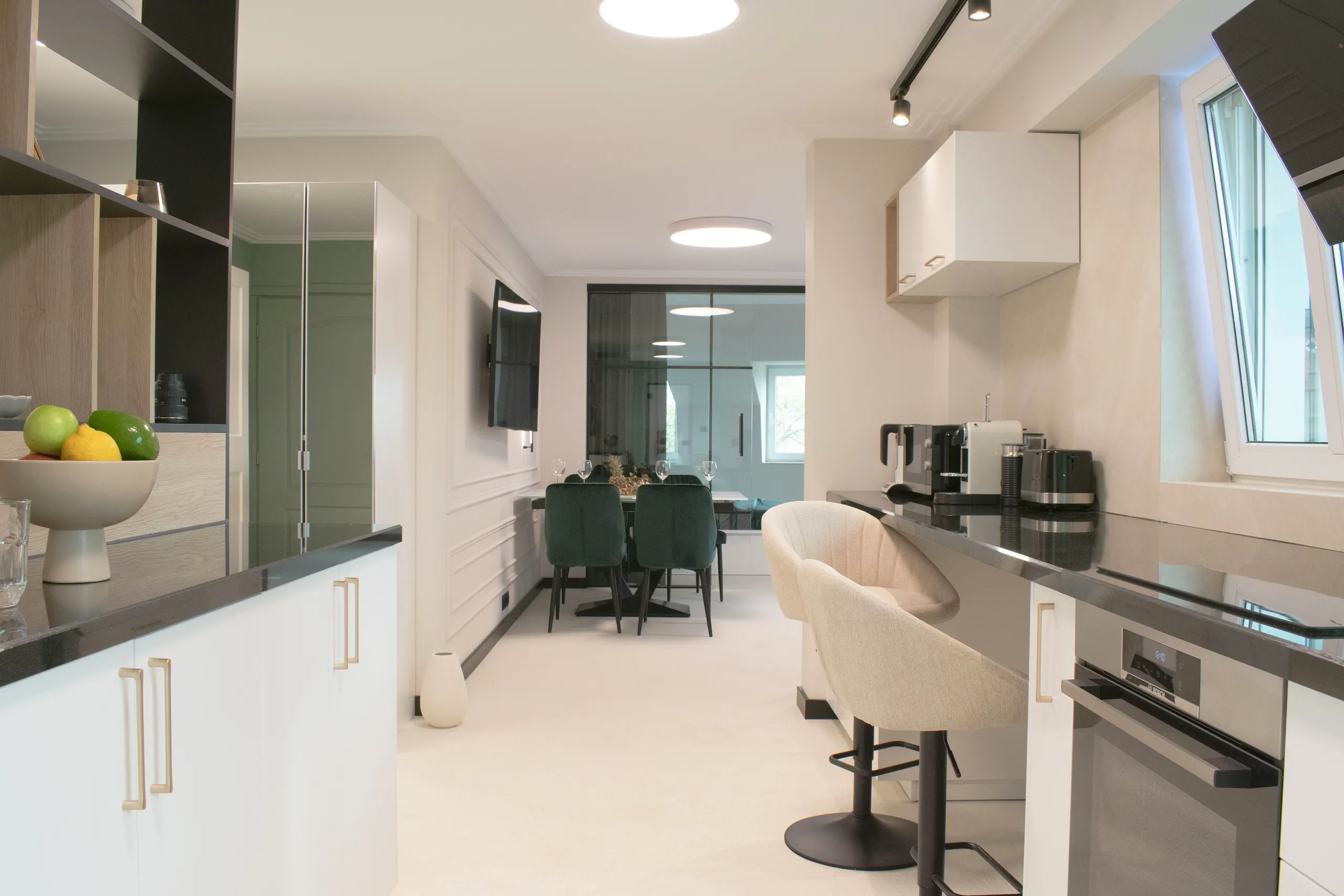 Aleks B livingroom 05