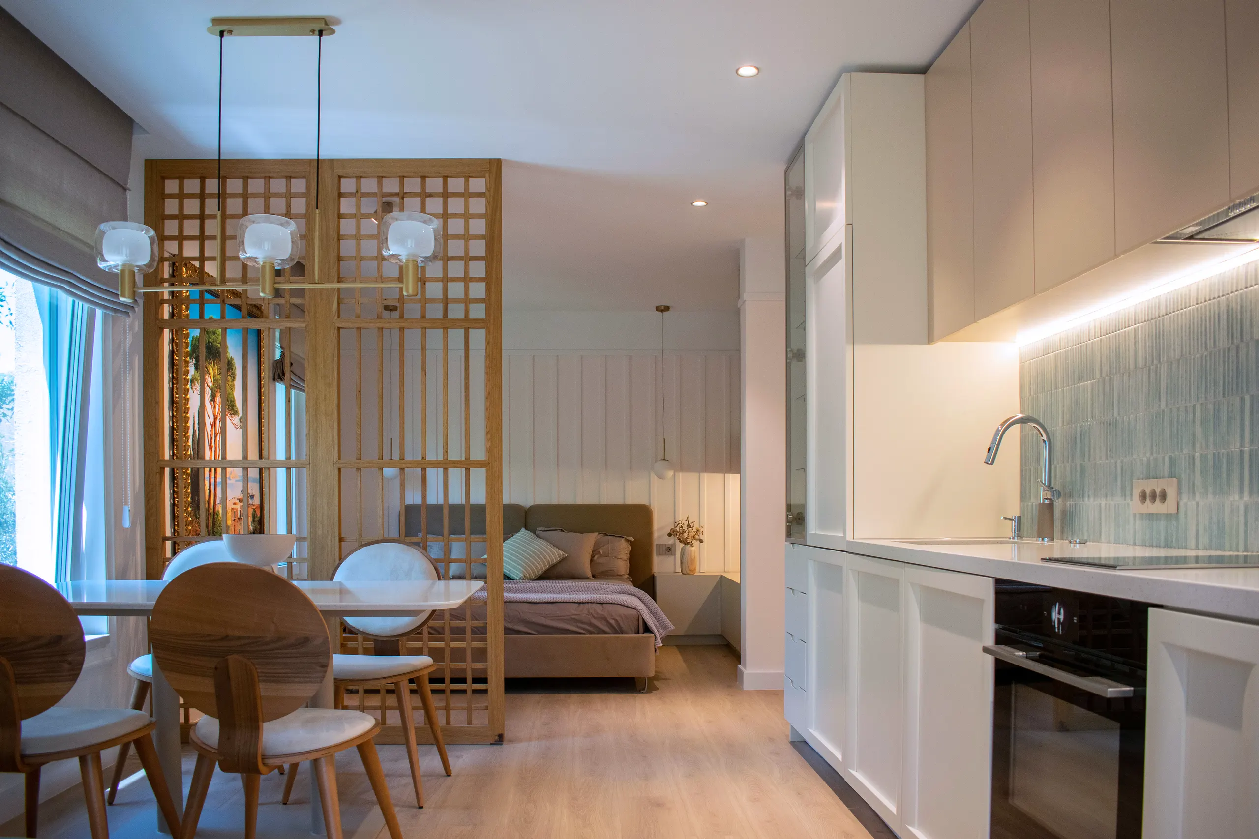 Coastal Serenity: Organic Curves and Warmth